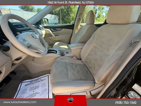 Used 2014 Nissan Rogue S AWD/4WD image 16