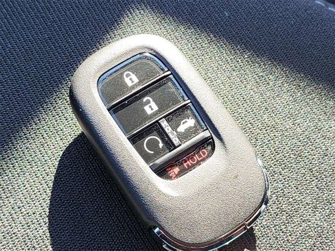 Certified 2024 Honda Civic Sport image 32