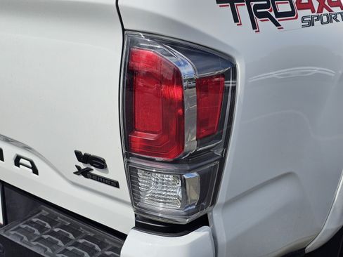 Used 2023 Toyota Tacoma TRD Sport w/ Advanced Technology Package AWD/4WD image 9