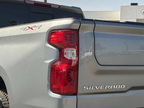 Used 2025 Chevrolet Silverado 1500 LT w/ Leather Package AWD/4WD image 7