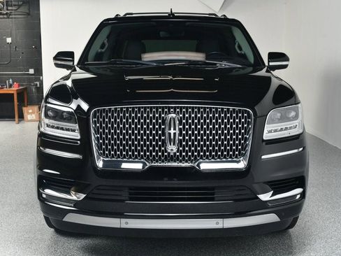 Used 2019 Lincoln Navigator L Reserve w/ Cargo Package image 16