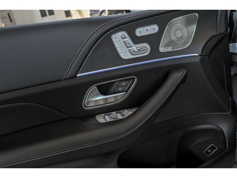 Certified 2024 Mercedes-Benz GLE 450 4MATIC image 9