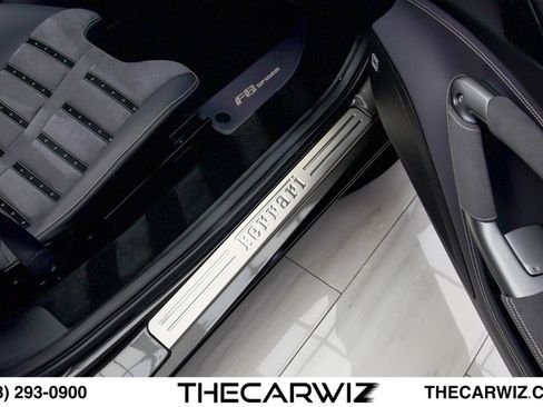 Used 2022 Ferrari F8 Tributo RWD image 97