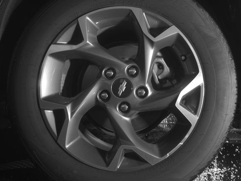 Used 2025 Chevrolet Trax LT FWD image 14