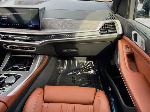 New 2027 BMW X7 xDrive40i w/ M Sport Package AWD/4WD image 19