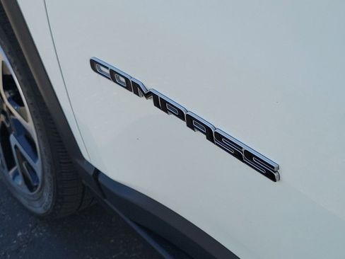 Used 2019 Jeep Compass Limited w/ Advanced Safety Group AWD/4WD image 32