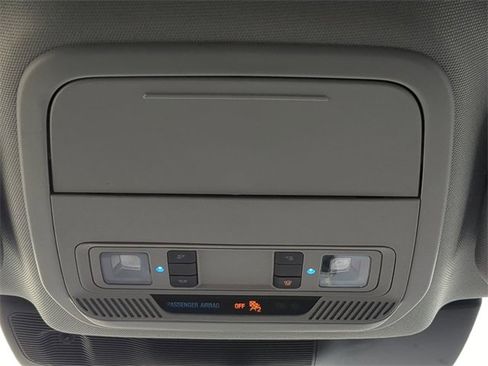 Used 2024 Ford Explorer Limited image 25