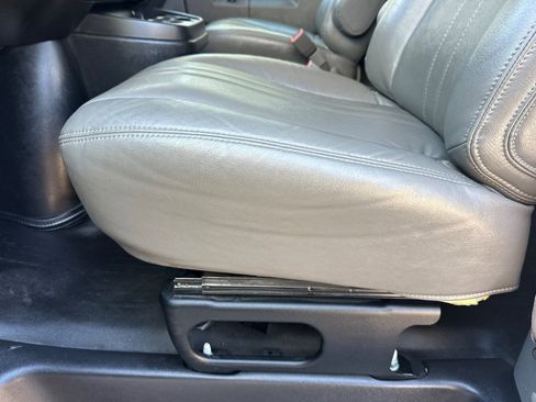 Used 2023 GMC Savana 2500 Extended w/ Driver Convenience Package image 13