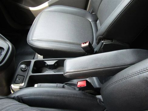 Used 2020 Ford Transit Connect XL image 23