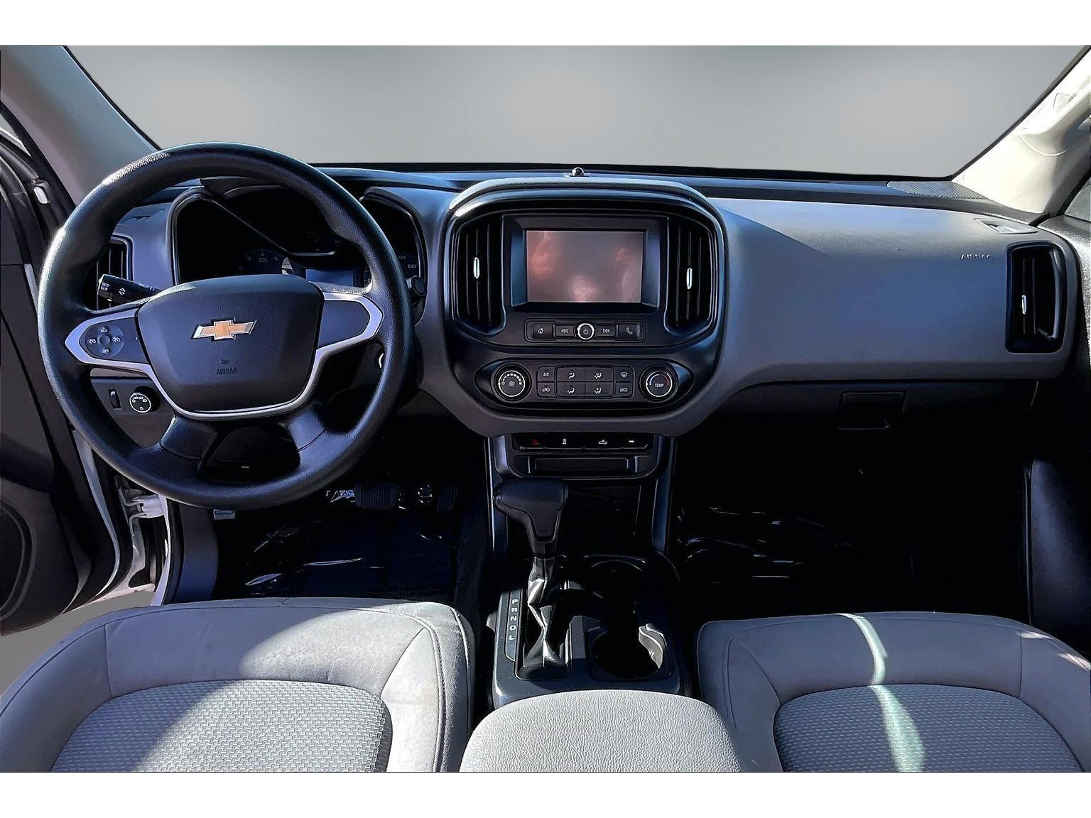 Used 2018 Chevrolet Colorado W/T w/ WT Convenience Package AWD/4WD image 8