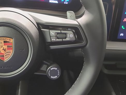 New 2026 Porsche Cayenne image 18