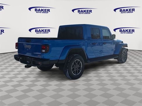 Used 2021 Jeep Gladiator Overland w/ Popular Equipment Package image 3
