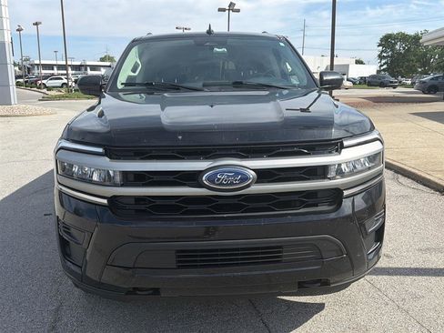 Used 2023 Ford Expedition Max XLT AWD/4WD image 5