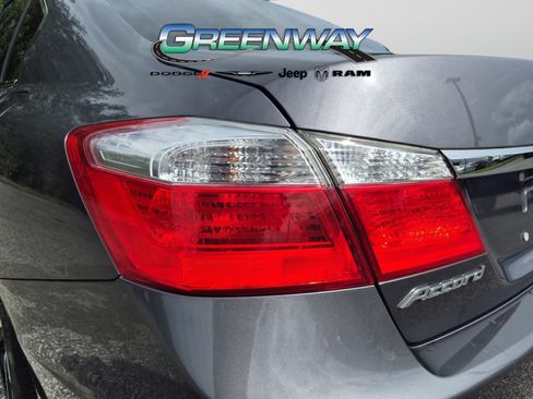 Used 2015 Honda Accord LX image 28