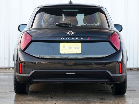 Used 2025 MINI Cooper S image 11