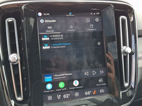 Certified 2023 Volvo XC40 Recharge Ultimate AWD/4WD image 18