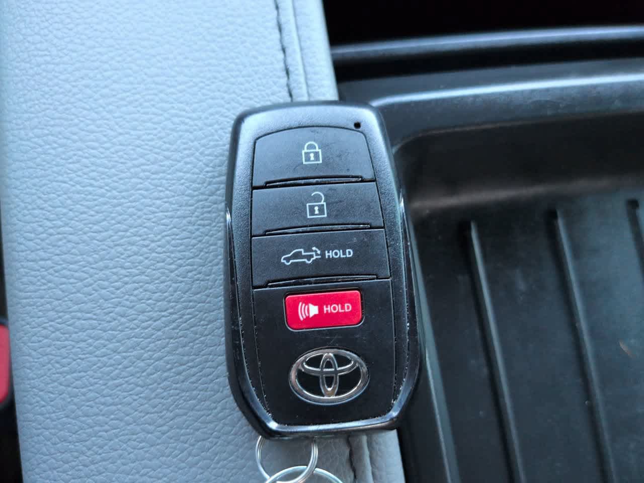 Certified 2026 Toyota Tundra Limited AWD/4WD image 27