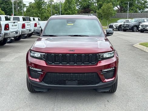 New 2025 Jeep Grand Cherokee Limited w/ Black Appearance Package image 2