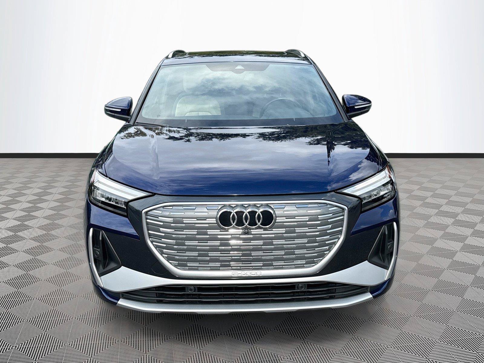Used 2024 Audi Q4 e-tron Premium Plus w/ Premium Plus AWD/4WD image 2