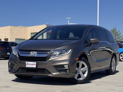 Used 2019 Honda Odyssey EX-L image 2
