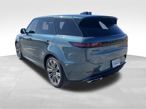 Used 2024 Land Rover Range Rover Sport Dynamic SE image 3