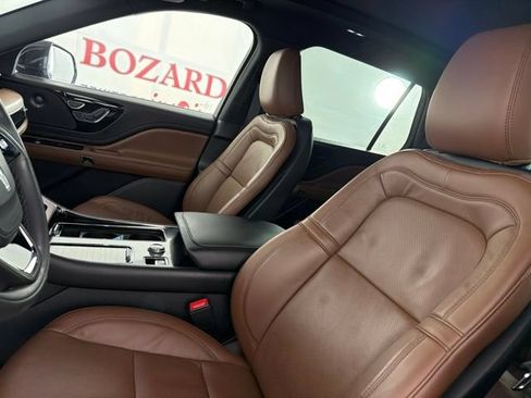 Certified 2023 Lincoln Aviator Reserve w/ Equipment Group 201A RWD image 11