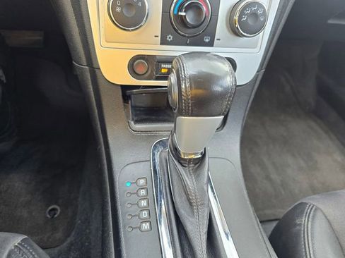 Used 2011 Chevrolet Malibu LT FWD image 16