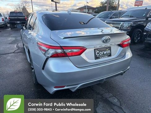 Used 2019 Toyota Camry SE image 7