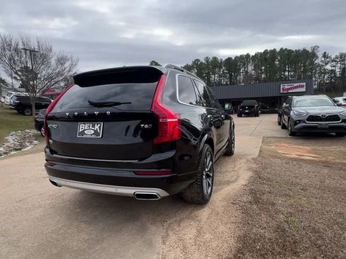 Used 2019 Volvo XC90 T6 Momentum w/ Advanced Package image 6