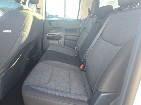 Used 2025 Ford Maverick XLT w/ XLT Luxury Package AWD/4WD image 14