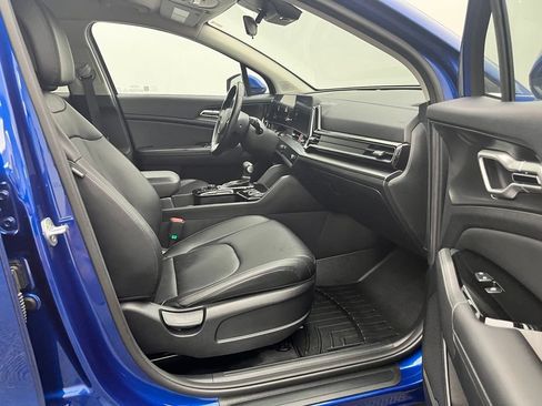 Used 2023 Kia Sportage EX FWD image 32