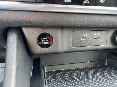 Used 2024 Nissan Rogue SV AWD/4WD image 20