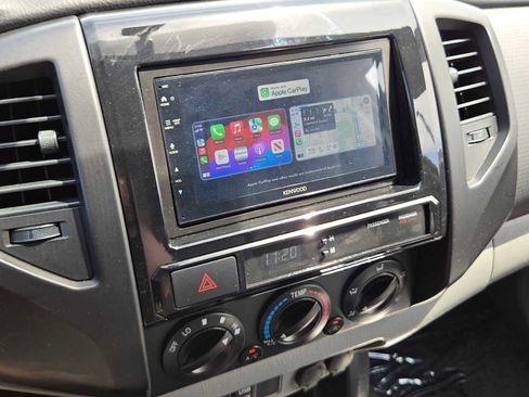 Used 2013 Toyota Tacoma 2WD Regular Cab image 26
