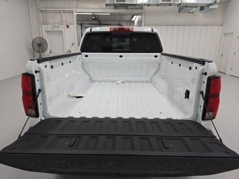 New 2026 Chevrolet Colorado Z71 w/ Technology Package AWD/4WD image 24