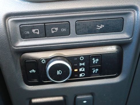 Used 2023 Ford F150 Lariat image 17