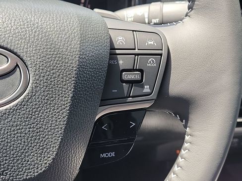 New 2026 Toyota Camry SE w/ Convenience Package FWD image 10