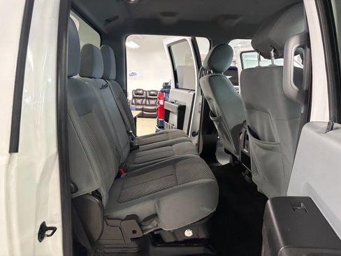 Used 2016 Ford F250 XLT w/ Camper Package image 16