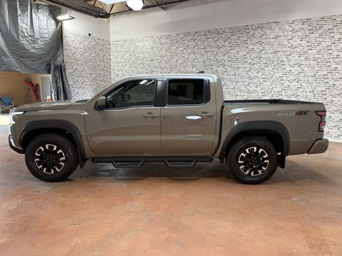 Used 2023 Nissan Frontier PRO-4X w/ Pro Convenience Package image 4