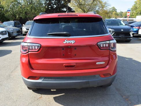 Used 2020 Jeep Compass Latitude w/ Popular Equipment Group FWD image 5