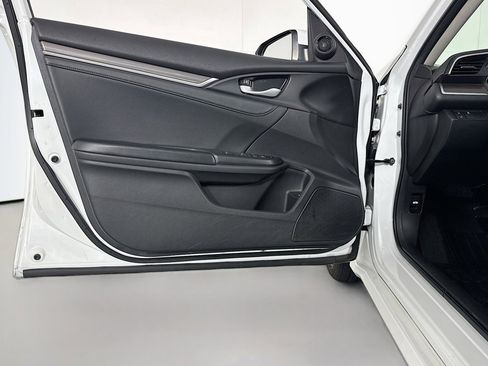 Used 2019 Honda Civic EX-L image 20