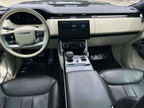 Certified 2023 Land Rover Range Rover Long Wheelbase Autobiography AWD/4WD image 9