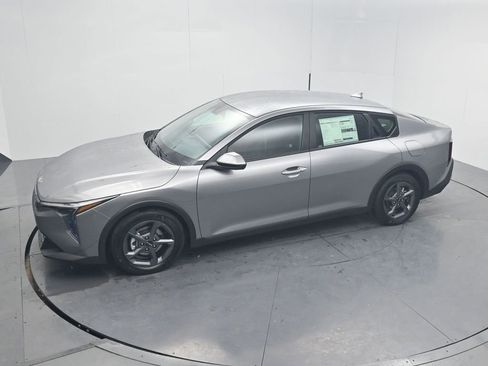 New 2026 Kia K4 LXS image 44