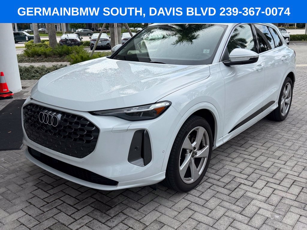 Used 2025 Audi Q5 Prestige AWD/4WD image 2