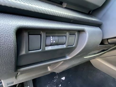 Certified 2024 Subaru Crosstrek 2.0i Premium image 21