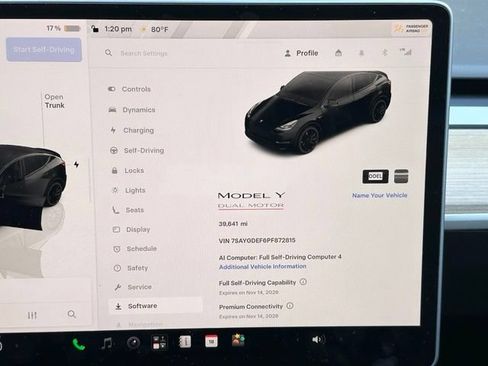 Used 2023 Tesla Model Y Performance AWD/4WD image 17