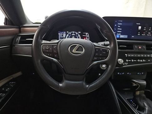 Used 2023 Lexus ES 250 w/ Premium Package AWD/4WD image 13