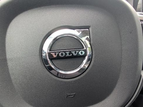 Used 2023 Volvo XC60 B5 Plus w/ Climate Package AWD/4WD image 24