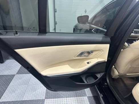 Used 2019 BMW 330i Sedan w/ Driving Assistance Package image 22