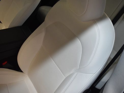 Used 2026 Tesla Model 3 RWD image 9