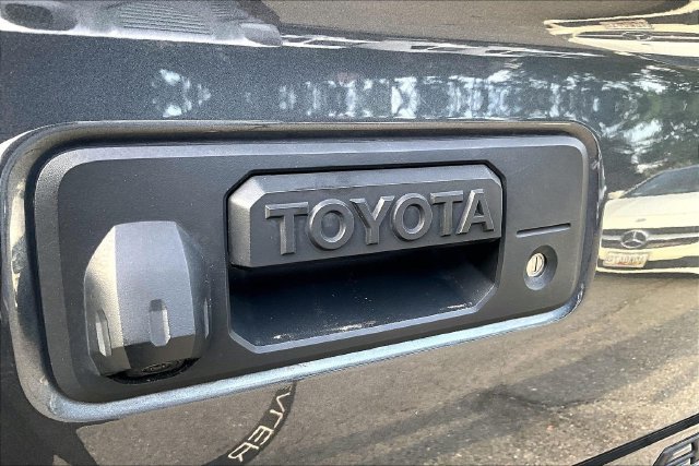 Used 2021 Toyota Tacoma TRD Sport w/ TRD Premium Sport Package AWD/4WD image 28